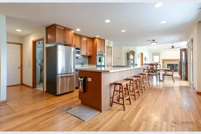 4226 N Riverdale Drive, McHenry, IL 60051 - Photo 11
