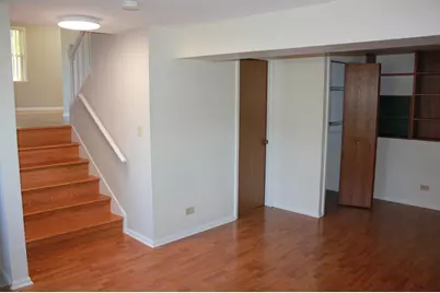 410 Ashwood Court, Vernon Hills, IL 60061 - Photo 21