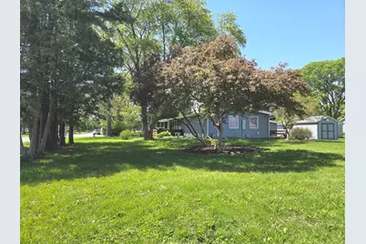 313 S McKinley Street, Mansfield, IL 61854 - Photo 3