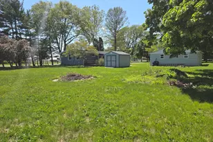 313 S McKinley St, Mansfield, IL 61854 - Photo 5