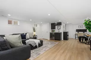 4105 N Kolmar Ave, Chicago, IL 60641 - Photo 17