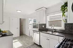 4105 N Kolmar Ave, Chicago, IL 60641 - Photo 9