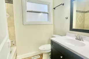 8425 S Marshfield Ave, Chicago, IL 60620 - Photo 11