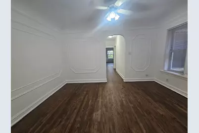 2448 W Catalpa Avenue #2, Chicago, IL 60625 - Photo 15