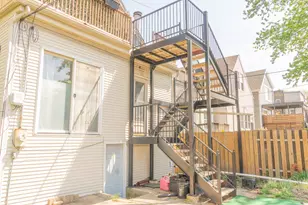 2920 N Richmond St, Chicago, IL 60618 - Photo 29