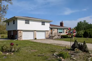 34908 S State Route 129, Braceville, IL 60407 - Photo 7
