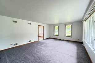 901 Lark St, Peotone, IL 60468 - Photo 7