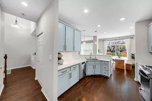 1472 Pinehurst Circle, Vernon Hills, IL 60061 - Photo 9