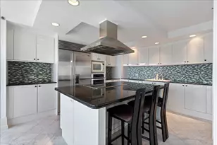 100 E Huron St, Chicago, IL 60611 - Photo 7