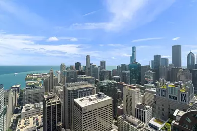 100 E Huron Street #4703, Chicago, IL 60611 - Photo 29
