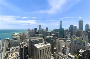 100 E Huron St, Chicago, IL 60611 - Photo 29