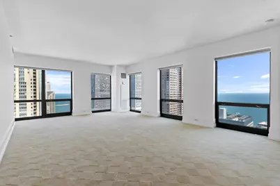 100 E Huron Street #4703, Chicago, IL 60611 - Photo 15