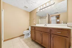 18550 Pine Lake Dr, Tinley Park, IL 60477 - Photo 15