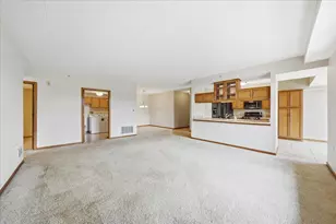 18550 Pine Lake Dr, Tinley Park, IL 60477 - Photo 5