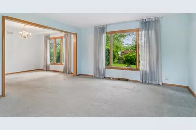 217 S Arlington Heights Road, Elk Grove Village, IL 60007 - Photo 5