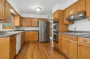 217 S Arlington Heights Rd, Elk Grove Village, IL 60007 - Photo 11