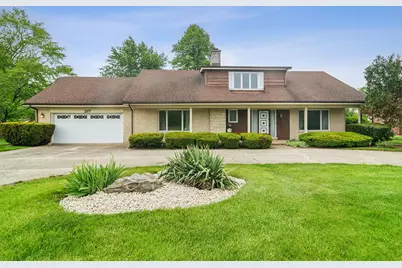 217 S Arlington Heights Road, Elk Grove Village, IL 60007 - Photo 1