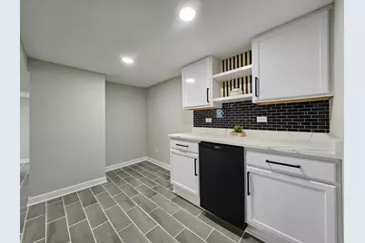 8819 S Carpenter Street, Chicago, IL 60620 - Photo 35