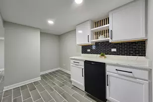 8819 S Carpenter St, Chicago, IL 60620 - Photo 35