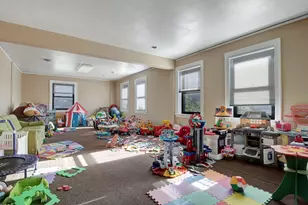9335 Landings Ln, Des Plaines, IL 60016 - Photo 33