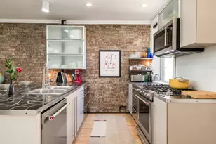 1425 W Summerdale Ave, Chicago, IL 60640 - Photo 17