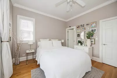 1951 W Melrose Street #2, Chicago, IL 60657 - Photo 15