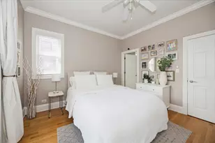 1951 W Melrose St, Chicago, IL 60657 - Photo 15