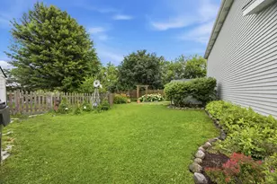 28701 Sawmill Ln, Lakemoor, IL 60051 - Photo 25