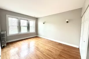 3253 W Olive Ave, Chicago, IL 60659 - Photo 7