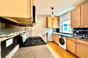 3253 W Olive Ave, Chicago, IL 60659 - Photo 5