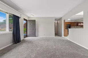 6923 Elder Ct, Bridgeview, IL 60455 - Photo 5
