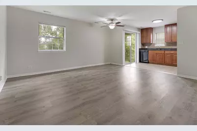 96 Gant Circle #H, Streamwood, IL 60107 - Photo 3