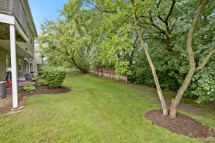96 Gant Cir, Streamwood, IL 60107 - Photo 19