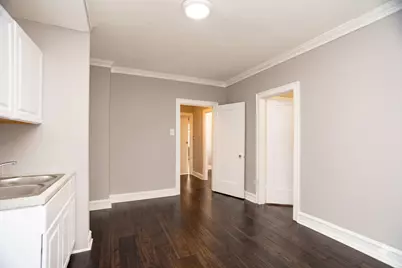 6403 N Bell Avenue #206, Chicago, IL 60645 - Photo 3
