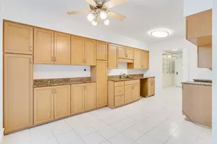 6400 N Cicero Ave, Lincolnwood, IL 60712 - Photo 3