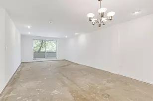 6400 N Cicero Ave, Lincolnwood, IL 60712 - Photo 11