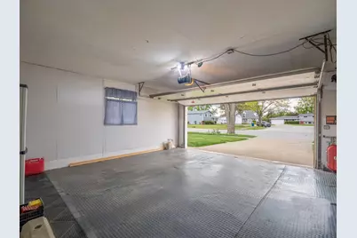 237 N Pioneer Drive, Addison, IL 60101 - Photo 25