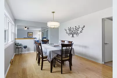 237 N Pioneer Drive, Addison, IL 60101 - Photo 13