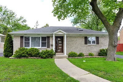 1634 E Forest Avenue, Des Plaines, IL 60018 - Photo 1