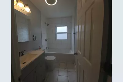 2102 W 68th Place, Chicago, IL 60636 - Photo 9