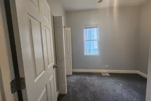 2102 W 68th Pl, Chicago, IL 60636 - Photo 3