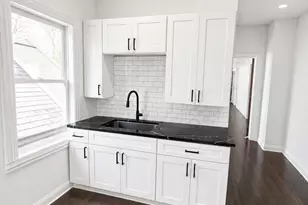 5518 W Melrose St, Chicago, IL 60641 - Photo 5