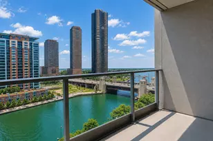 420 E Waterside Dr, Chicago, IL 60601 - Photo 9