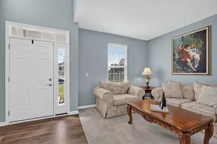 2431 Fitzhugh Turn, Yorkville, IL 60560 - Photo 9