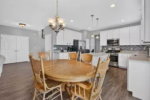 2431 Fitzhugh Turn, Yorkville, IL 60560 - Photo 23