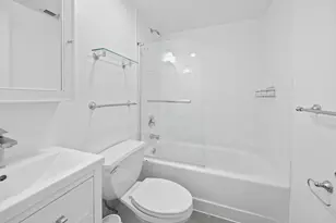 3150 N Sheffield Ave, Chicago, IL 60657 - Photo 9