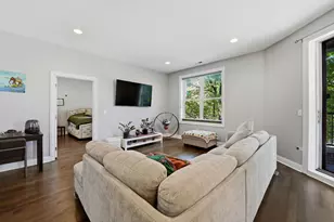 2605 W North Ave, Chicago, IL 60647 - Photo 7
