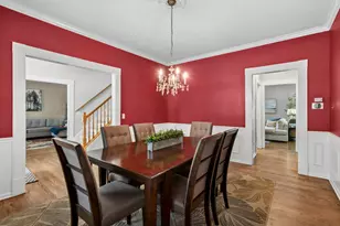 670 Williamsburg Ave, Gurnee, IL 60031 - Photo 11