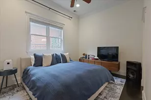 839 W Bradley Pl, Chicago, IL 60613 - Photo 13