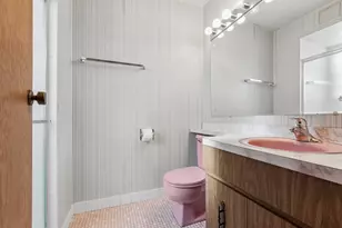 4716 W 106th Pl, Oak Lawn, IL 60453 - Photo 11